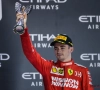 🎥 Charles Leclerc blijft rustig doorgamen terwijl vriendin abo streamingdienst moet kopen om binnen te geraken