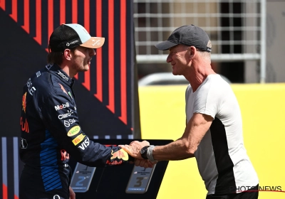 Verstappen met een grapje over Sting: "Het staat op mijn pak"