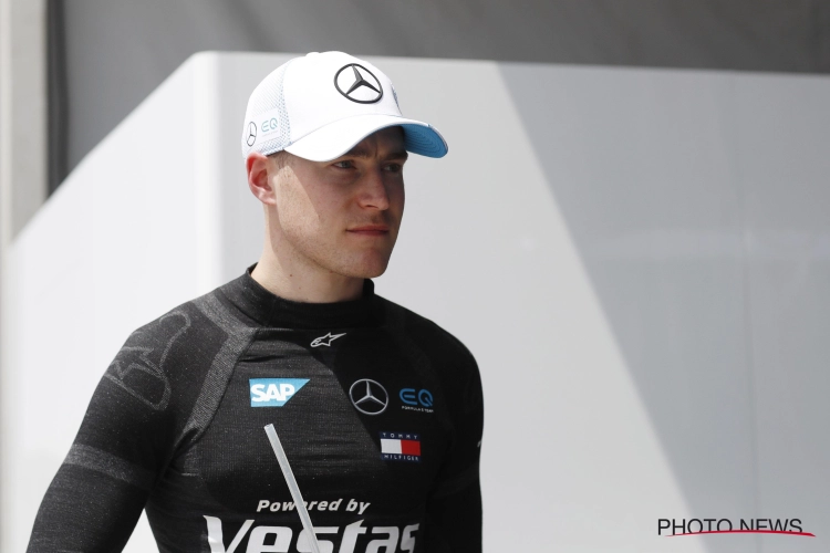 Stoffel Vandoorne beschouwt voor op seizoen in F1 én kijkt ook naar zijn 'buurman' Verstappen: "Zeer spannend" en "Als ze Max het materiaal geven ..."